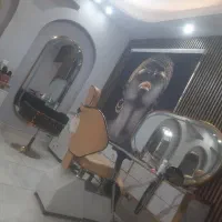 اجاره صندلی برای هر خدمات آرایشگری