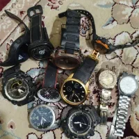 چند عدد ساعت اوراقی