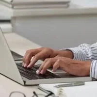 استخدام نیروی خانم کافی نت