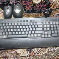 کیبورد هدفون و موس و مانیتور الجی
