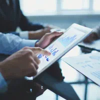 نیازمند ویزیتور