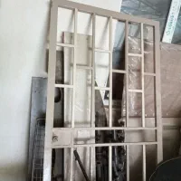 حفاظ درب اپارتمانی