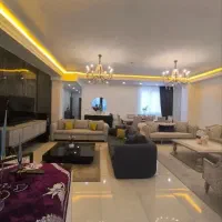 ۱۳۰ متر ۲ خواب پنجره قدی دریاچه