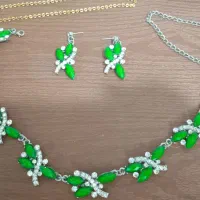 گردنبند و گوشواره ست