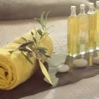 فروش تخت و روغن ماساژ