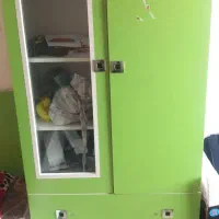 تخت وتشکر نوجوان