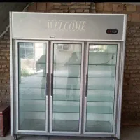 یخچال ویترین بزرگ ۱۳۵ت