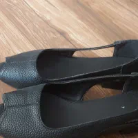 کفش بسیارشیک وراحت سایز۳۸