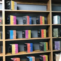 پخش و فروش سالت و پاد یکبار مصرف،عمده و تک فروش