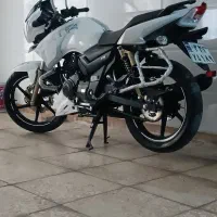 آپاچی 180