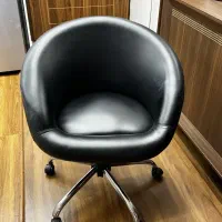 صندلی چرخدار  و ترولی ارایشگاهی