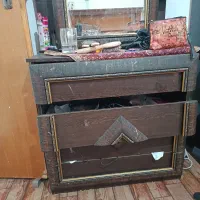فروش میز لوازم آرایش کارکرده