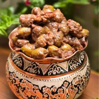 خانم خوش‌بیان و بااستایل به عنوان چهره برند غذایی