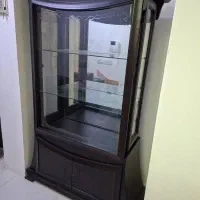ویترین چوبی بزرگ