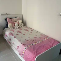 تخت یک نفره