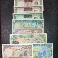 8 برگ اسکناس
