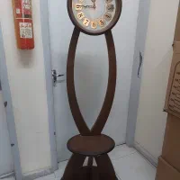 ساعت ایستاده