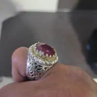 انگشتر نقره نگین یاقوت اصل