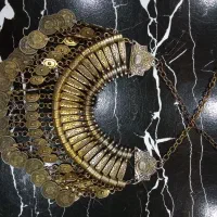 گردن آویز قدیمی