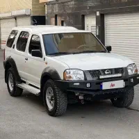 نیسان رونیز