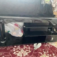 زیر تلوزیون وبخاری