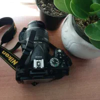 دوربین نیکون ۵۲۰۰