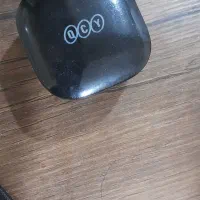 جعبه ایرپاد QCY کاملا سالم