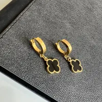 گوشواره ونکلیف طلایی رنگ ثابت