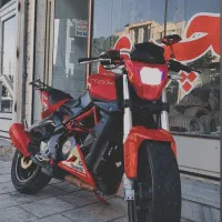 بنلی 250 قرمز مشکی جذاب