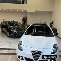 آلفارومئوجولیتا۲۰۱۵بیرنگ