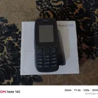 گوشی نوکیا ۱۰۶ با سیم شارژر بدون هیچ مشکل