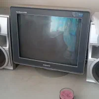 صفحه نمایش کامپیوتر سالم با کیبورد