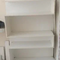 ویترین  عروسک یا کتابخانه