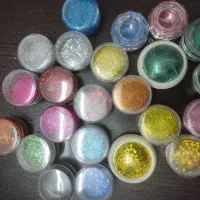 فروش تعدادی لوازم کاشت ناخن زیر قیمت