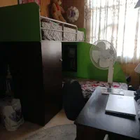 تخت دو طبقه