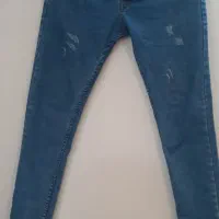 شلوار لی در حد نو
