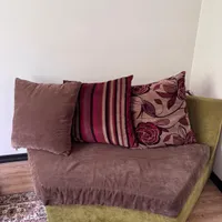 مبل دو نفره تک به همراه ۴ عدد کوسن|مبلمان خانگی و میز عسلی|تهران, شاهین|دیوار
