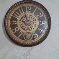 ساعت دیواری