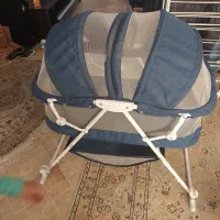 تخت کنار مادر تاشو