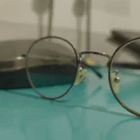 فرم و عینک در حد نو باکلاس