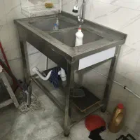 سینک صنعتی و میز استیل
