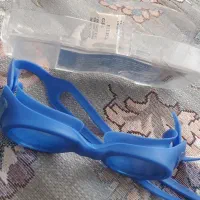 عینک شنا درحد