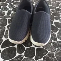 یک جفت کفش راحتی سایز ۳۷و۳۸میخوره یکبار پوشیده شده