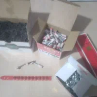 میخ و چاشنی و پیچ کناف