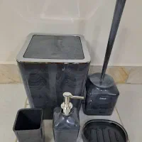 سطل و فرچه دسشویی