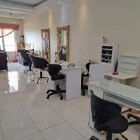 اجاره ی میز ناخن و تمامی لاینها