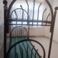 تخت دو طبقه فلزی