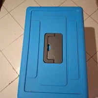 یک عدد باکس سگ کاملا نو