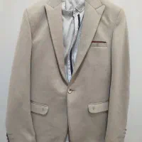 کت و شلوار وجلیقه وپیراهن