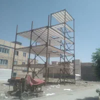 اجرای سقف تیرچه  و جوشکاری اسکلت و دیوار چینی